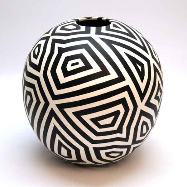 ELOISA GOBBO Globe ceramic Ø 30 cm