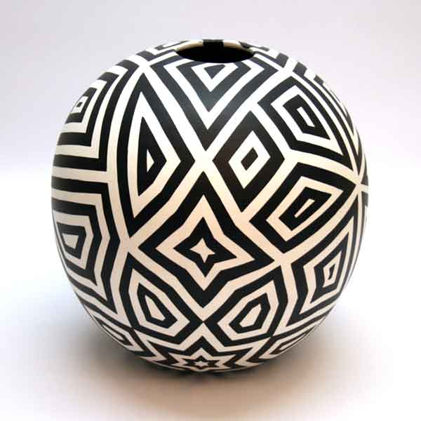 ELOISA GOBBO Globe ceramic Ø 30 cm